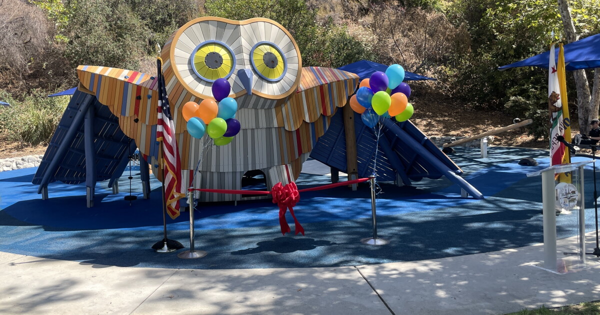 Glendale’s new playground City opens new owl-shaped play structure