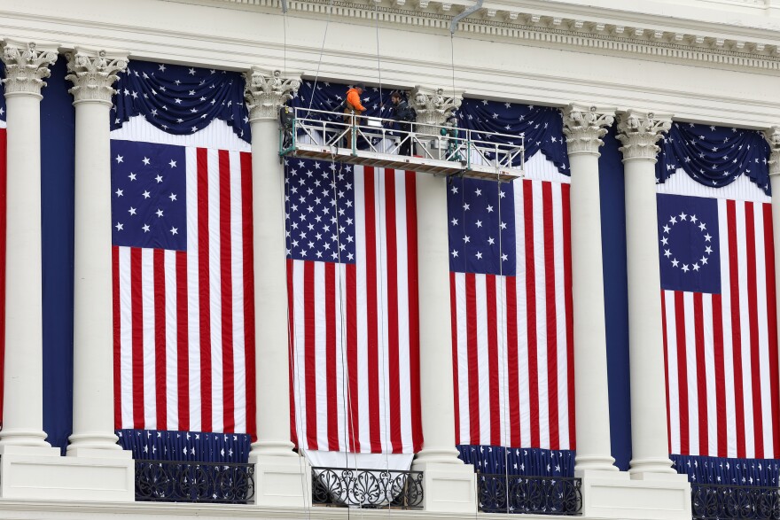 WASHINGTON, DC - JANUARY 16: Workers prepare the West Front of the US Capitol for the upcoming inauguration of President-elect Donald Trump January 16, 2017 in Washington, DC. Authorities expect tens of thousands of supporters and protesters to descend on Washington for Friday's Inauguration ceremony.  (Photo by Aaron P. Bernstein/Getty Images)