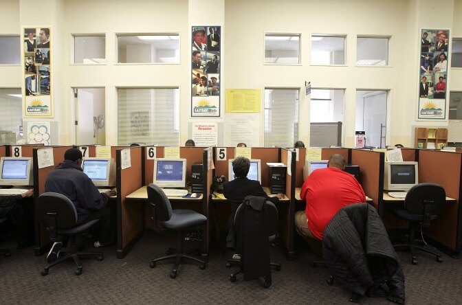 The Labor Department said Wednesday that the number of Americans seeking unemployment benefits fell 5,000 last week to a seasonally adjusted 343,000, a sign that layoffs remain low and companies are adding a modest number of jobs.
	
 
