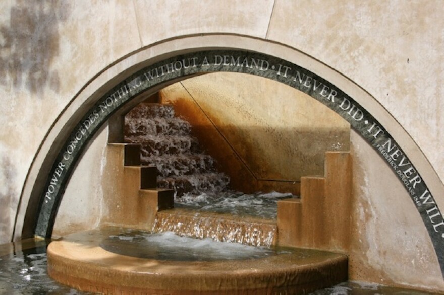 los-angeles-library-hours-cut.jpg