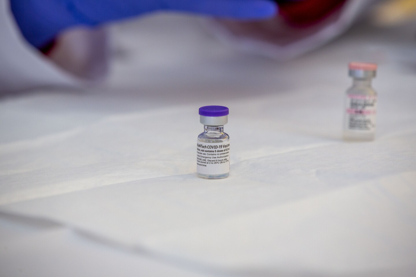 An image of the COVID-19 dose.