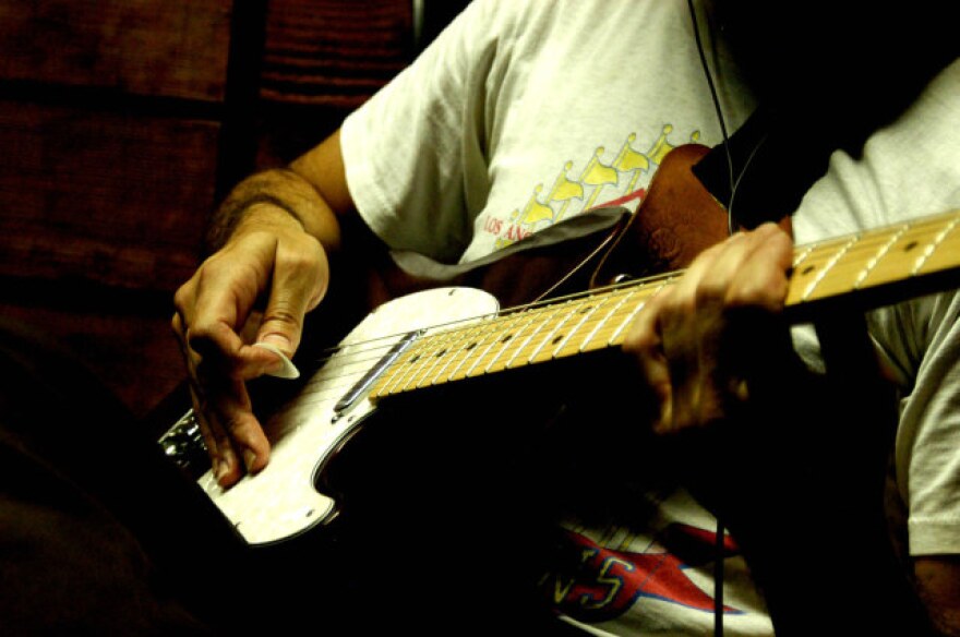 Guitar.jpg