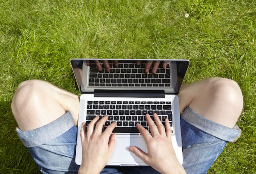 internet_outside.jpg