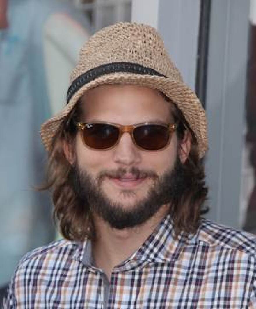 2011_11_ashton.jpg