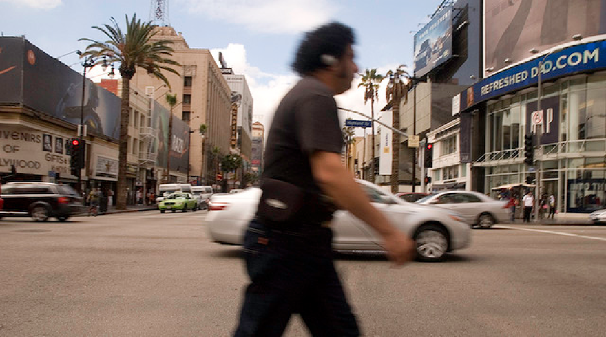 walkinginla.png