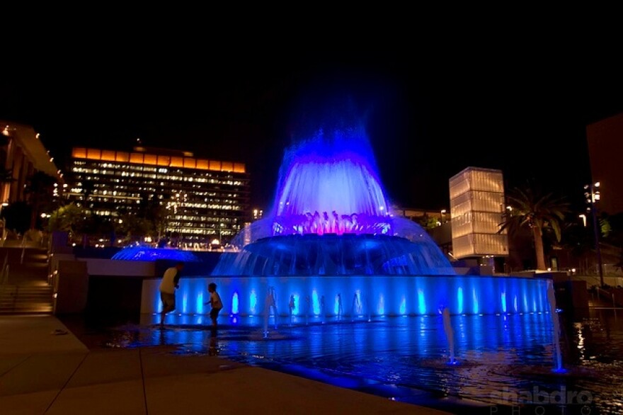 extrafountain.jpg