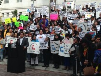Los Angeles City Council member Jose Huizar, a proponent of legalizing street vending, speaks at a rally outside City Hall on Dec. 12, 2016 ahead of a committee meeting on a proposed legal street vending plan.