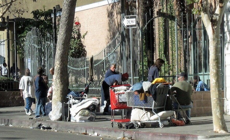 skid_row_homelessness.jpg