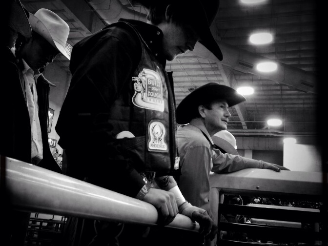Dakota Louis prepares for his championship ride.
