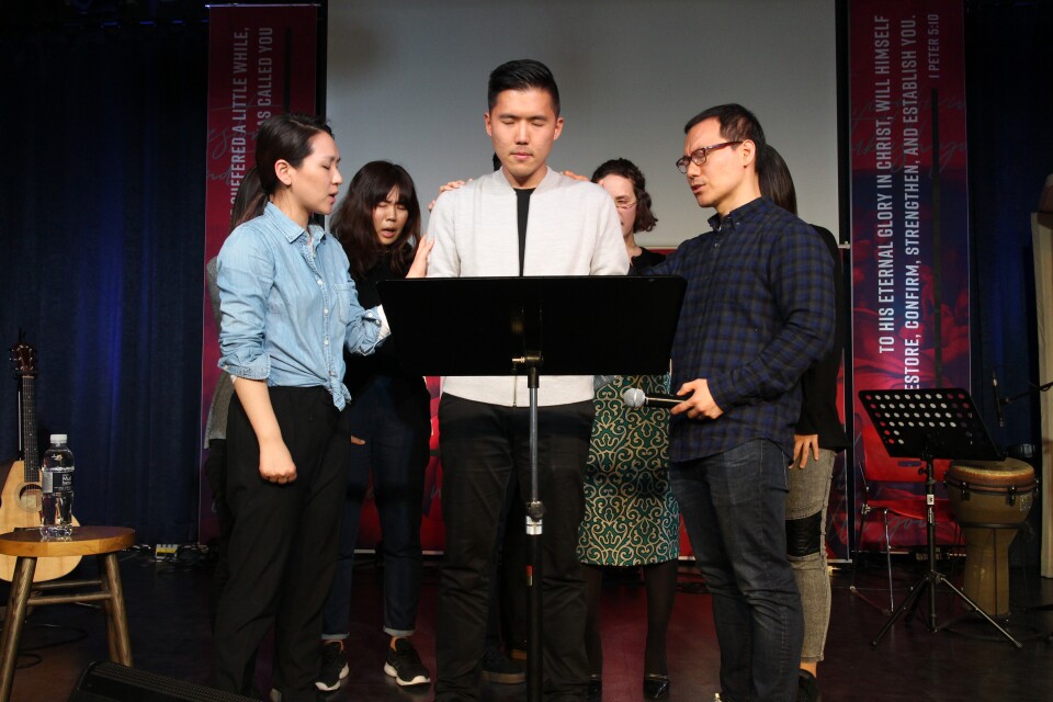 Erin Lee (l.) and her husband Christian Lee lead the New Philadelphia Church in Seoul for expatriates.