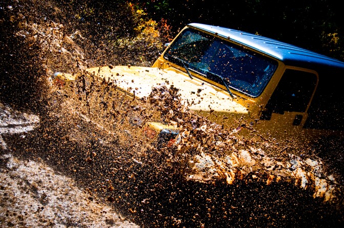 File: Jeep Rubicon off-roading