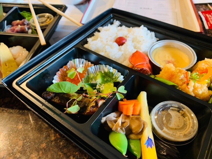 For Restaurants Trying To Ditch Delivery Apps, The Struggle Is Real | LAist