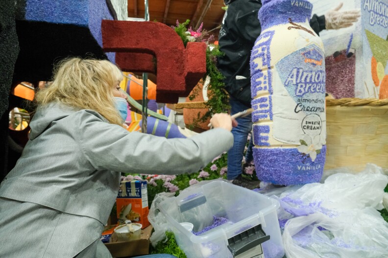 12312021-ROSE-PARADE-PREP-17.jpg