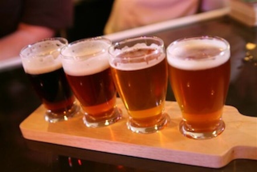 beersampler-tonys.jpg