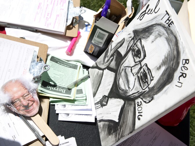 Student organizers ran a voter registration table for the Bernie Sanders campaign at the College of the Canyons.