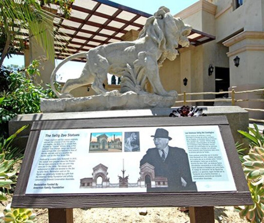 Selig_zoo_reception.jpg
