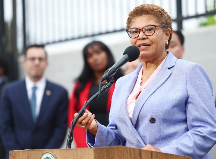 Los Angeles Mayor Karen Bass Resigns from LAHSA Commission Citing Time Constraints