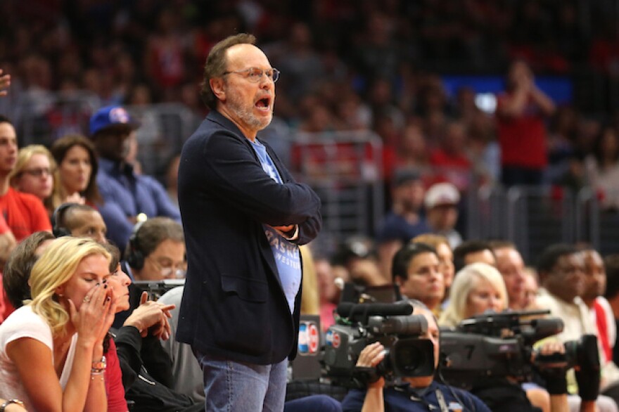 billy_crystal_clippers.jpg