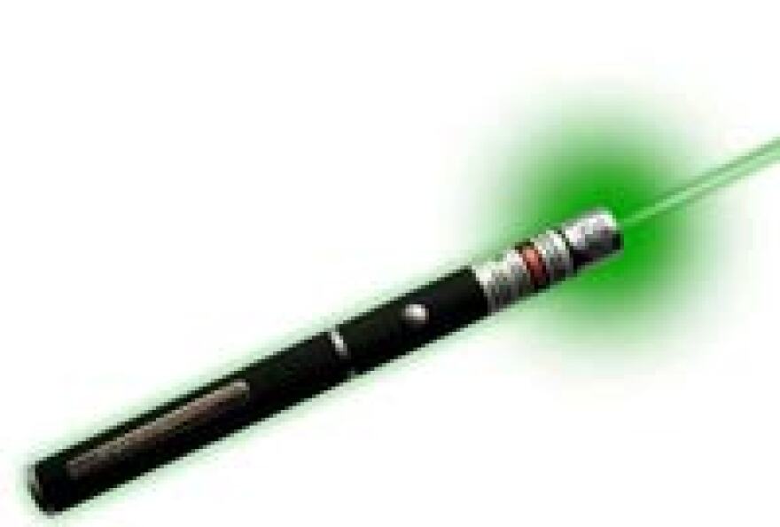 Green_Beam_Laser_Pointer_Pe.jpg
