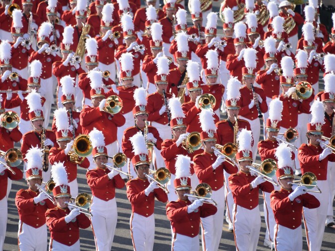 PASADENA, CA - JANUARY 01:  The Pasadena City College Band attends the 125th Tournament of Roses Parade Presented by Honda on January 1, 2014 in Pasadena, California.  (Photo by Alberto E. Rodriguez/Getty Images)
