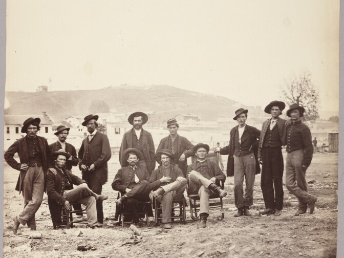 Civilians & Soldiers, Chattanooga, 12/29/08, 11:29 AM,  8C, 6272x6709 (817+1896), 100%, bent 6 stops,  1/30 s, R112.1, G89.5, B103.4.