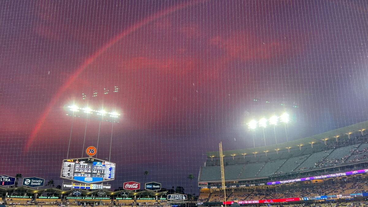 SoCal's Pink Sunset Makes For Insta-Worthy Pictures - Vimarsana News