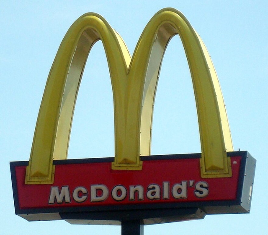 mcdonalds-arches-sign.jpg