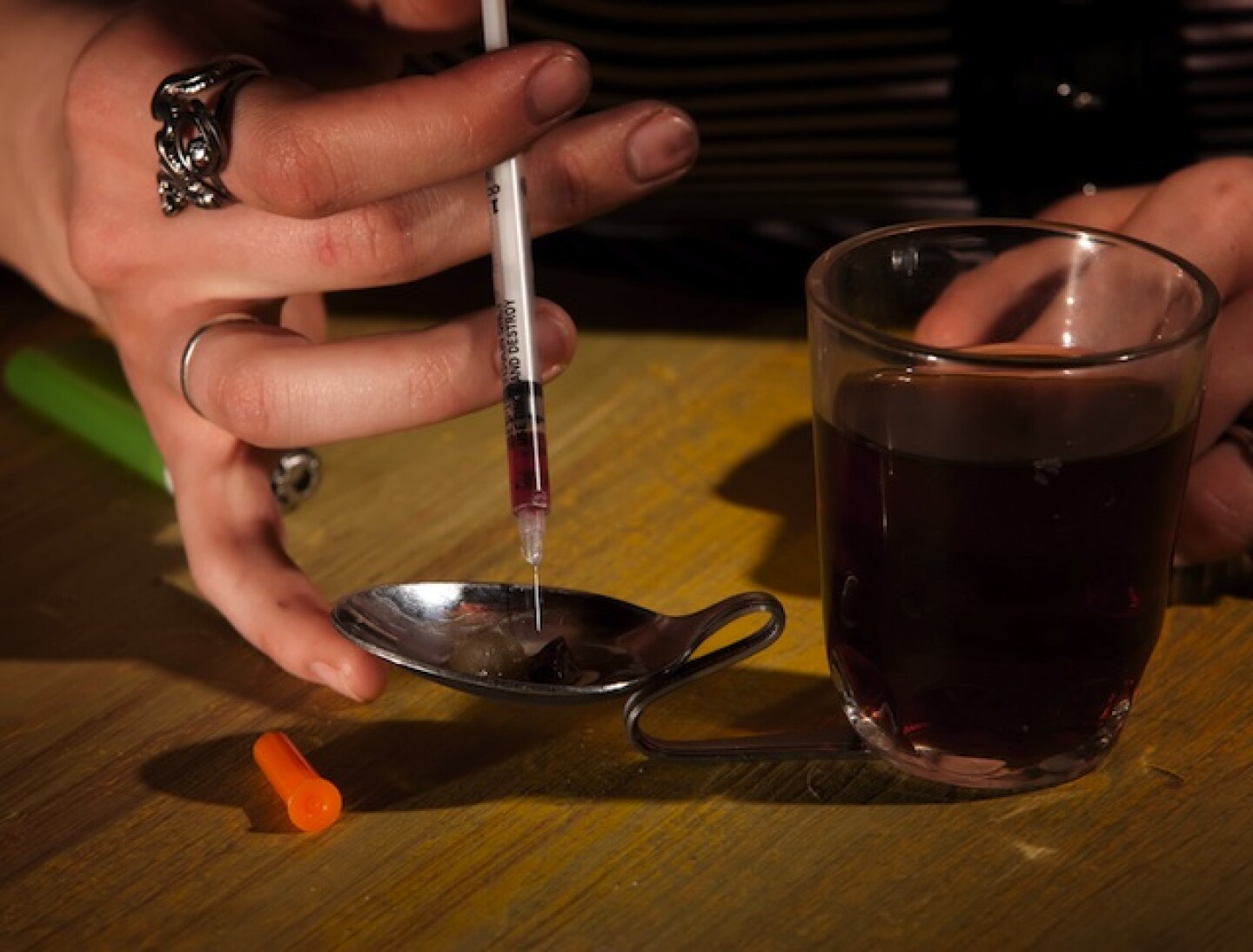 black-tar-heroin-hands.jpg