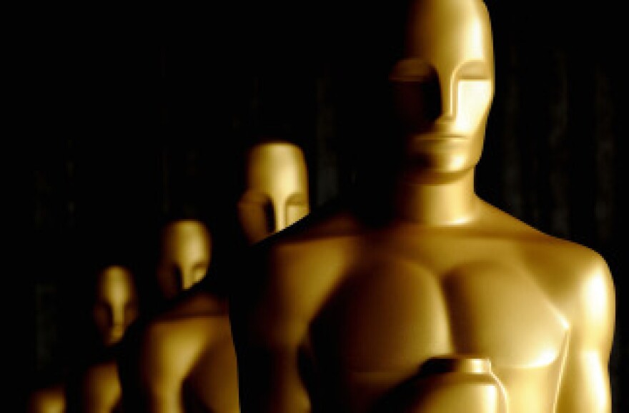 Oscars statuettes