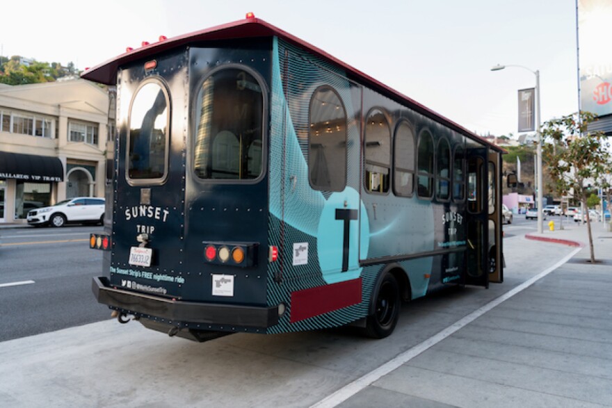 Trolley4.jpg