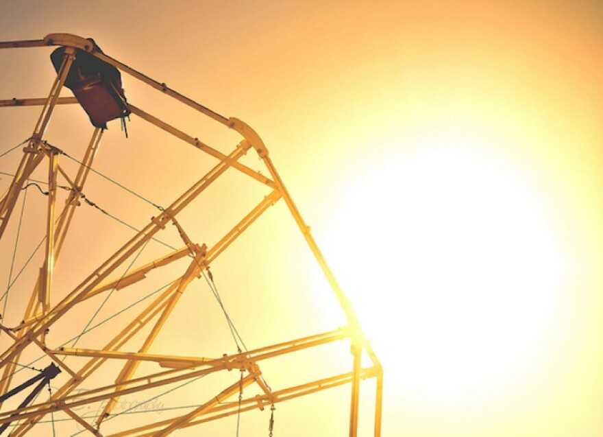 hot-sun-ferriswheel.jpg