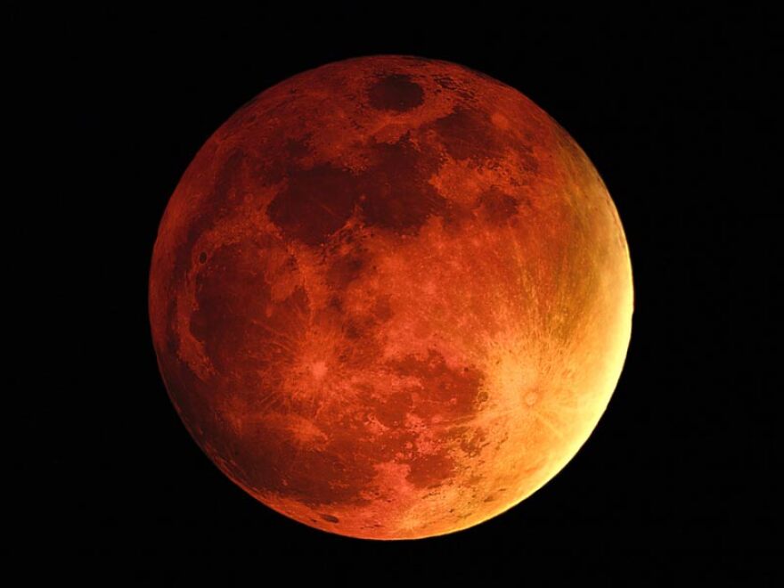 An image of a "blood moon" eclipse. 