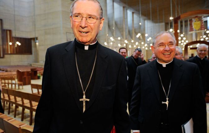 Cardinal Roger Mahony (L) walks with his successor, San Antonio, Texas Archbishop Jose Gomez (2nd L), after a news conference at the Cathedral of Our Lady of the Angels on April 6, 2010 in Los Angeles, California. Gomez, 58, will take over the archdiocese of Los Angeles when Cardinal Mahoney retires.  