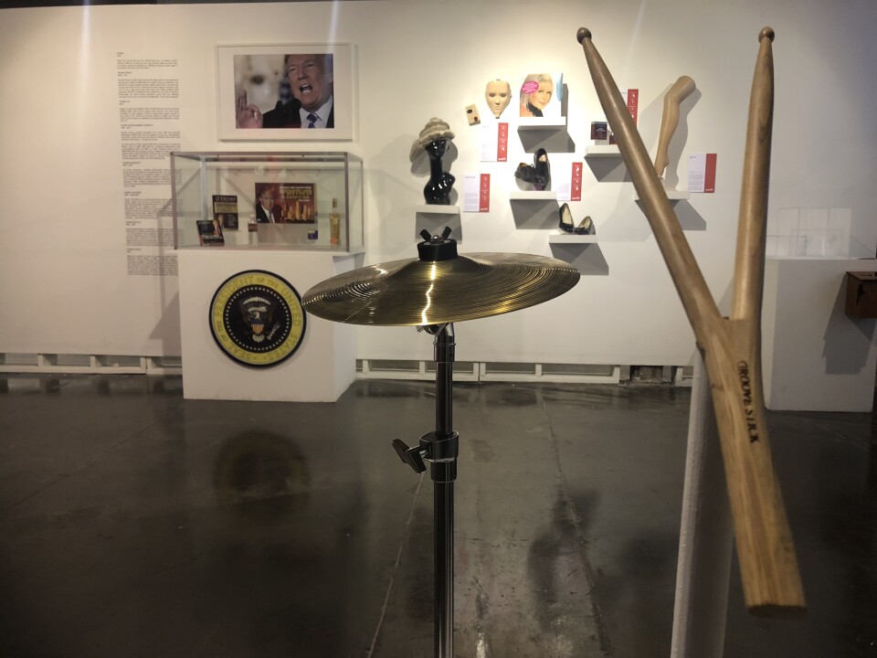 This "groovestick" was created for drummers so they could play the cymbal on both the upstroke and the downstroke. 