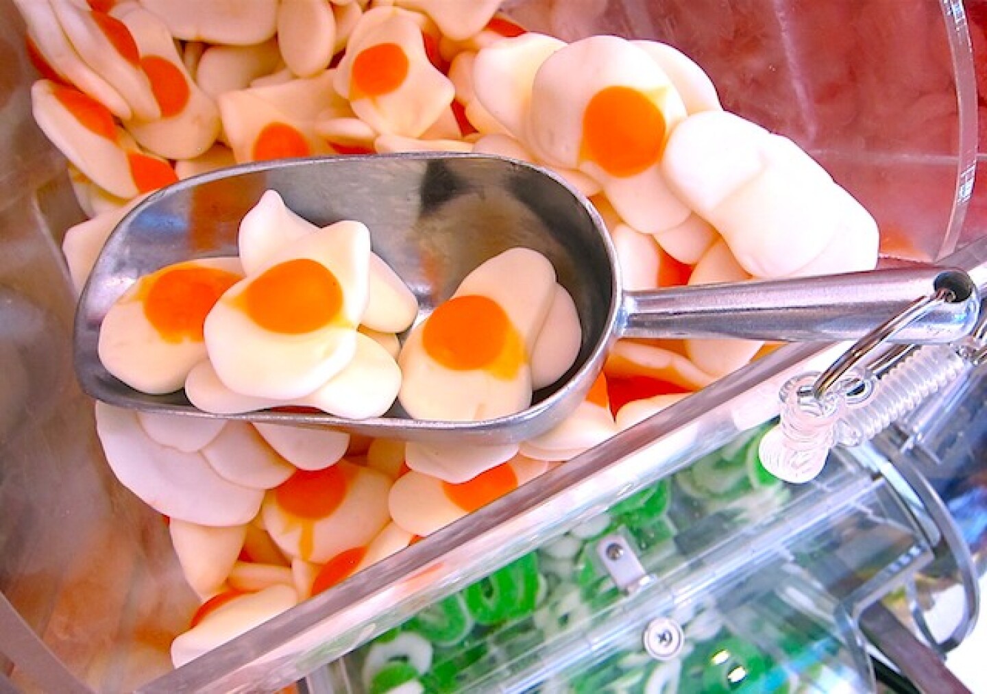 eggsbulkbin.jpg