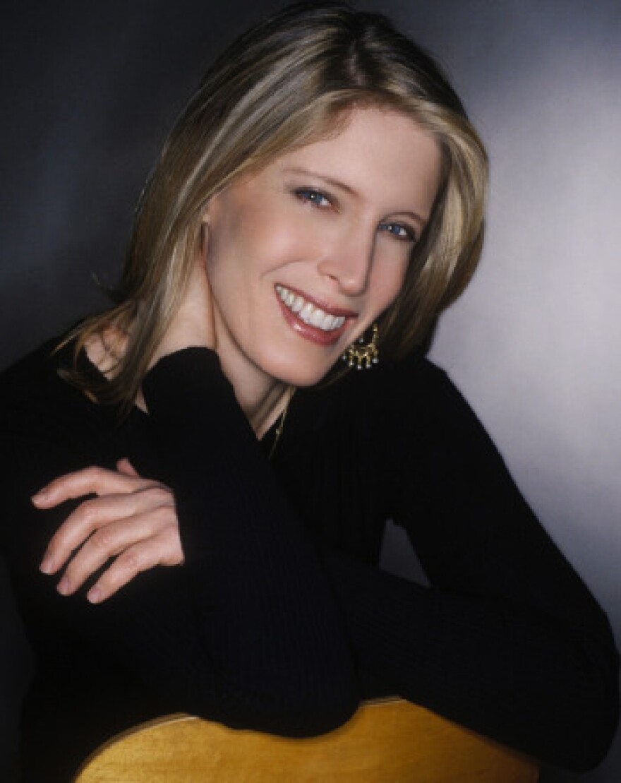 authorlauraday.JPG