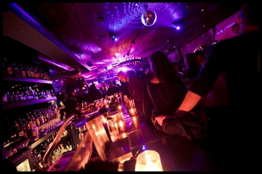 NYC-1OAK-club.jpg