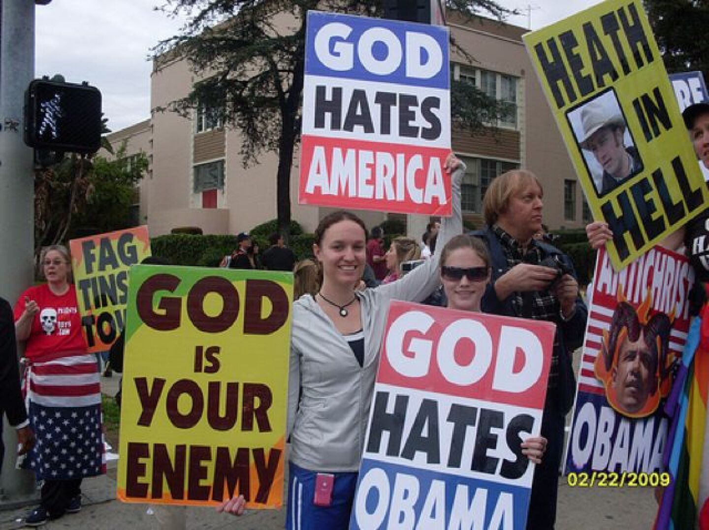westboro_oscar_protest.jpg
