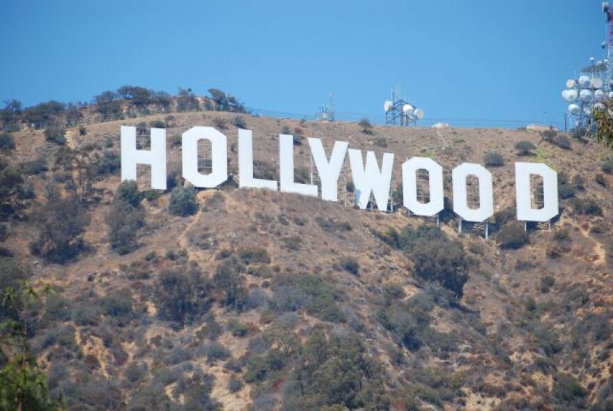 Hollywood_sign.jpg