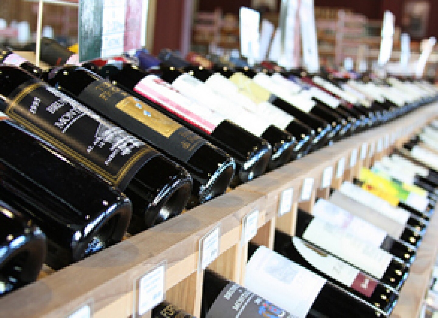 Wine_bottles_WineMerch.jpg