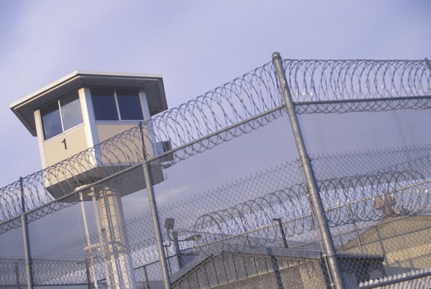 ca_state_prison.jpg