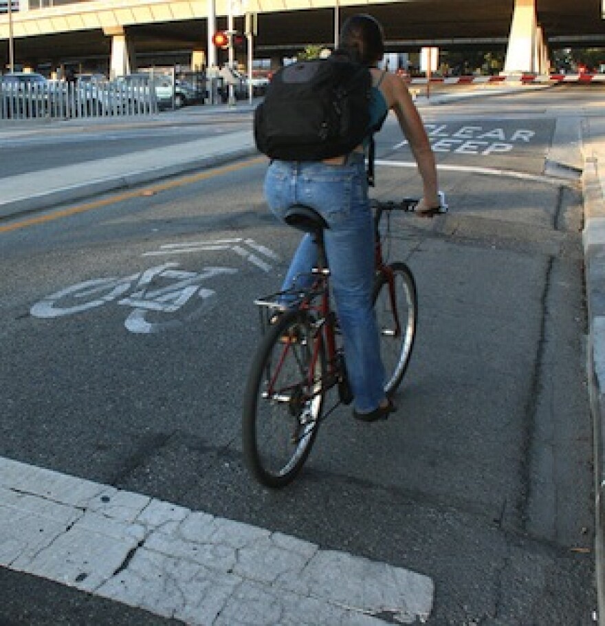 ladotsharrows.jpg