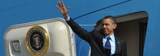 President Barack Obama makes his way to board Air Force One shortly before departing from Los Angeles International Airport.