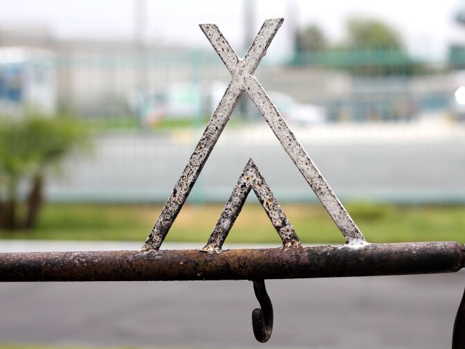 Teepee detail on the fire pit at the Wigwam Motel. 