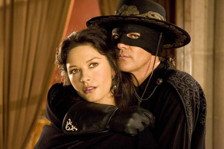 25 Ð DF-05130r1SAT_rv2w.jpg Ð Catherine Zeta-Jones (l) and Antonio Banderas star in Columbia Pictures and Spyglass EntertainmentÕs epic adventure The Legend of Zorro.                                                         Photo Credit: Andew Cooper