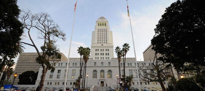 An audit from Controller Wendy Greuel finds the city is unable to track the true inventory of parking lots in Los Angeles. 