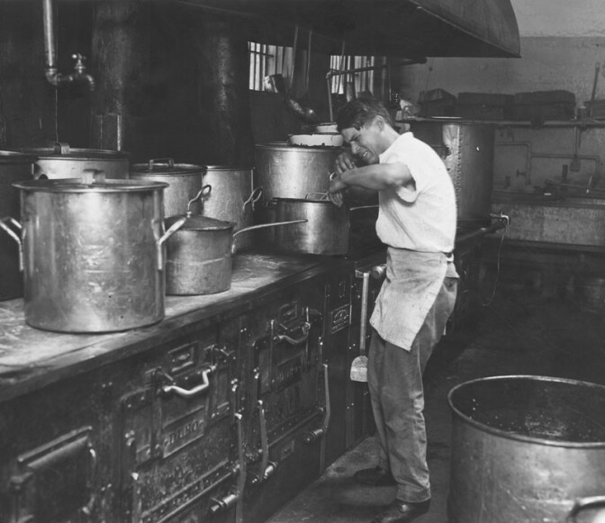 An archival photo of Lincoln Heights Jail.