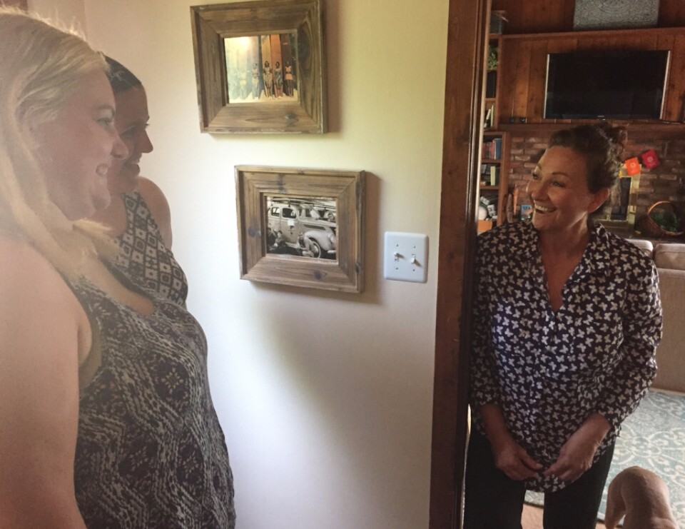 Debbie Pollack welcomes a newlywed couple from New Hampshire.