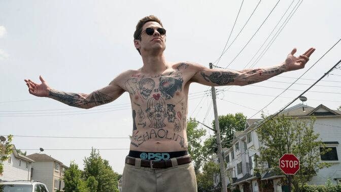 Pete Davidson says playing a fictionalized version of himself in <em>The King of Staten Island </em>helped him come to terms with losing his father in the Sept. 11 attacks.