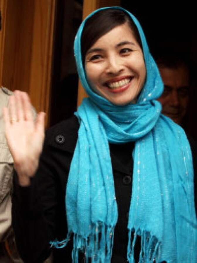 US-Iranian journalist Roxana Saberi waves to media on May 12, 2009 in Tehran, Iran. Saberi had been freed from prison the previous day after an appeals court suspended her eight-year jail sentence. Roxana, a 32-year-old dual Iranian-American citizen, was convicted last month of spying for the U.S. and sentenced to eight years in prison. An appeals court reduced her jail term to a two-year suspended sentence. 